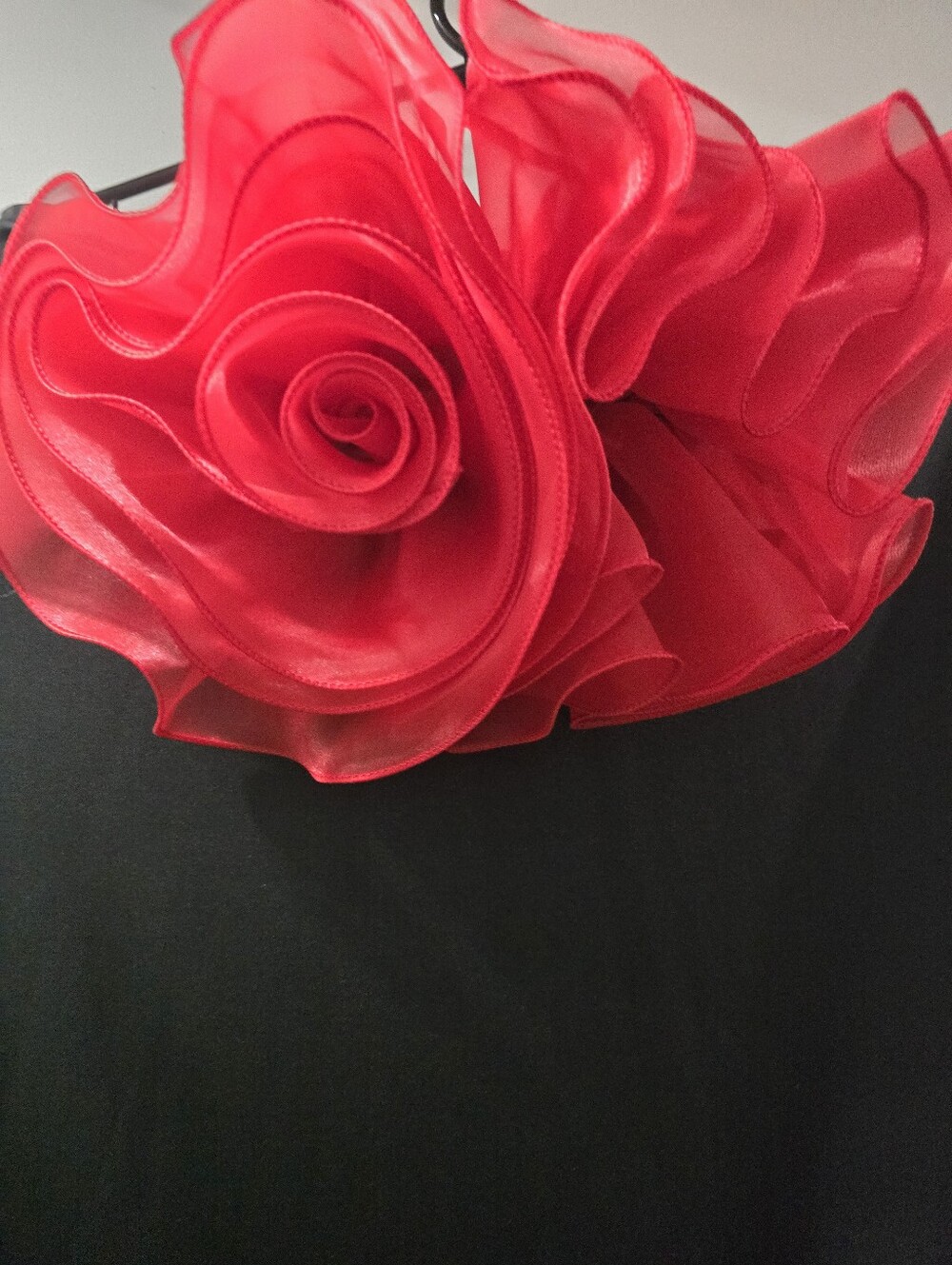 SHEIN Red and Black Strapless Floral Organza Dress
